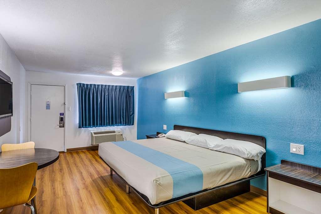 Motel 6 Fort Worth - Northside Habitación foto