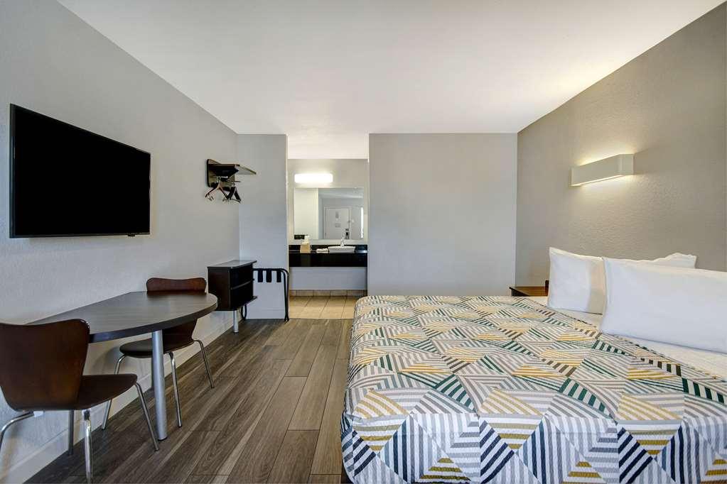 Motel 6 Fort Worth - Northside Habitación foto