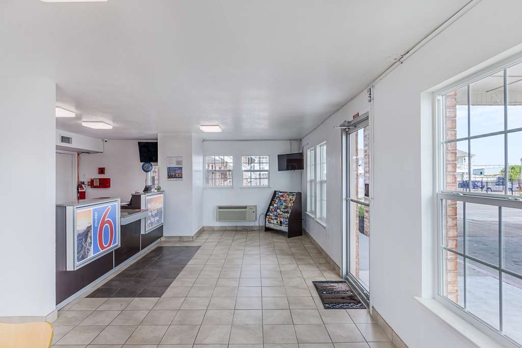 Motel 6 Fort Worth - Northside Interior foto